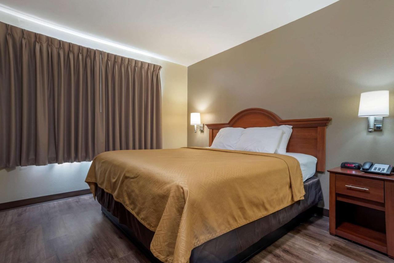 Econo Lodge Inn & Suites Flowood Exterior foto