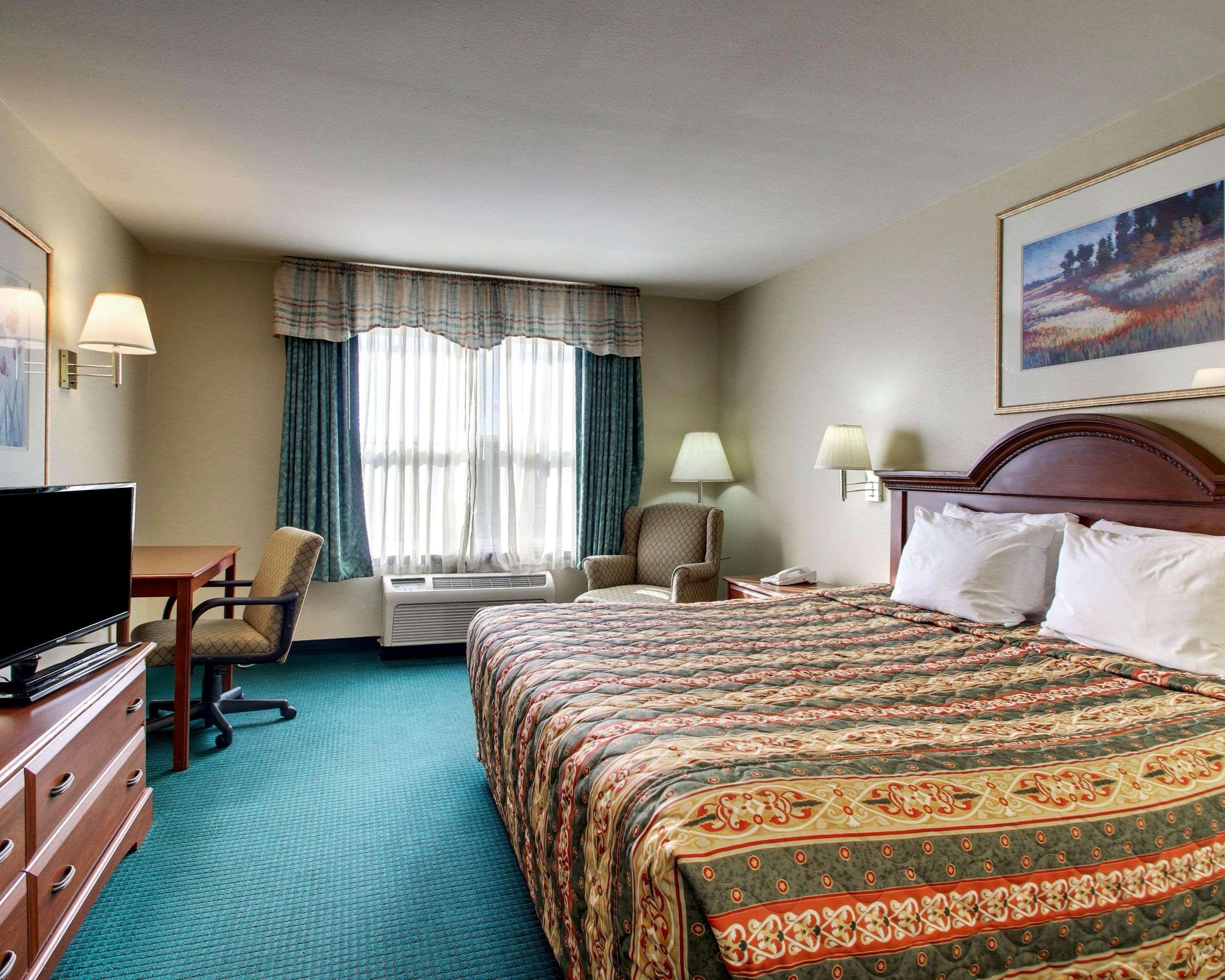 Econo Lodge Inn & Suites Flowood Exterior foto